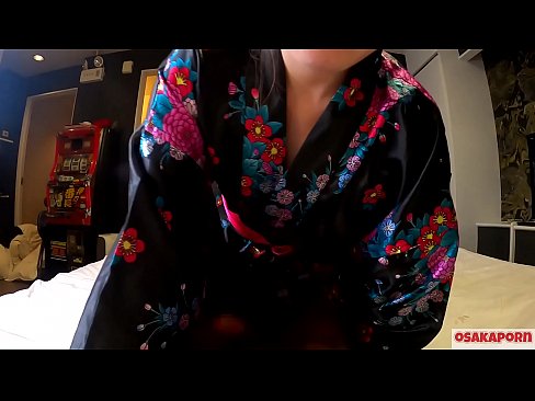 ❤️ ځوان cosplay نجلۍ په یوه آس او په یوه blowjob کې د squirt سره orgasm ته جنس خوښوي. اسيايي نجلۍ چې ويښتان لرونکې بلۍ او ښکلې سينه يې په دوديز جاپاني لباس کې په شوقيه ويډيو کې د مشت زنی ښکارندویي کوي. ساکورا 3 اوساکاپورن. ❤️  ﹏